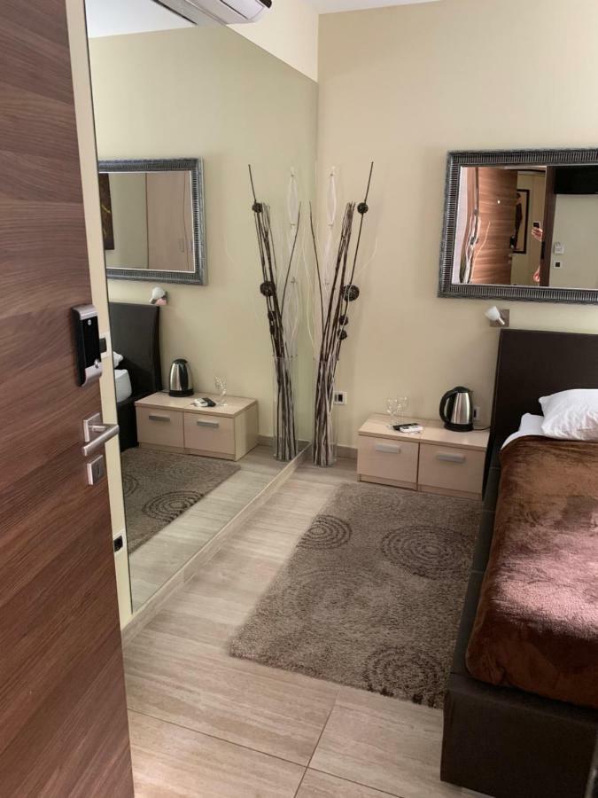 Enter Rooms Загреб Экстерьер фото